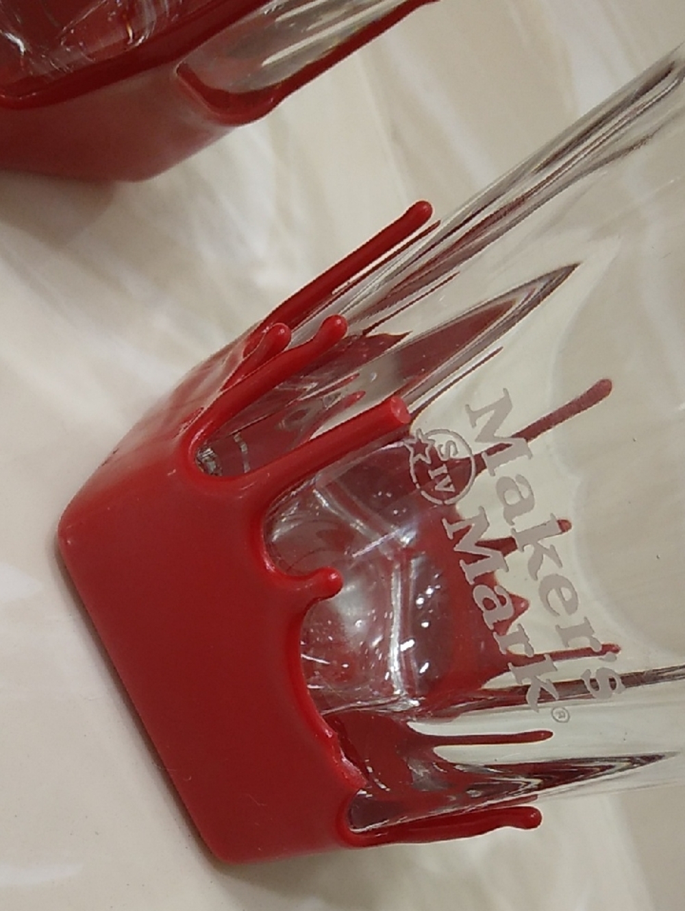 Maker's Mark Halloween Red Wax Rocks Lowball Glass Tumblers Hexagon Base - Picture 2 of 6